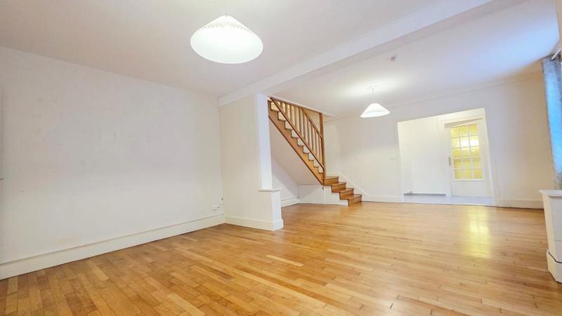 Maison - 134 m² - 5 pièces