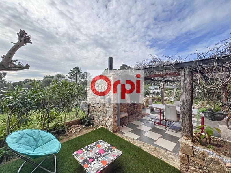 Maison - 280 m² - 5 pièces