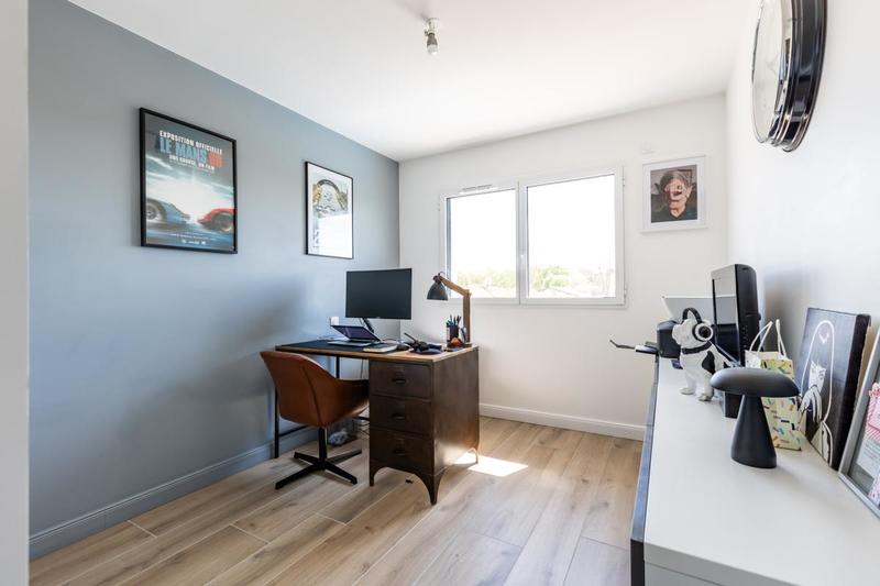 Maison - 143 m² - 6 pièces