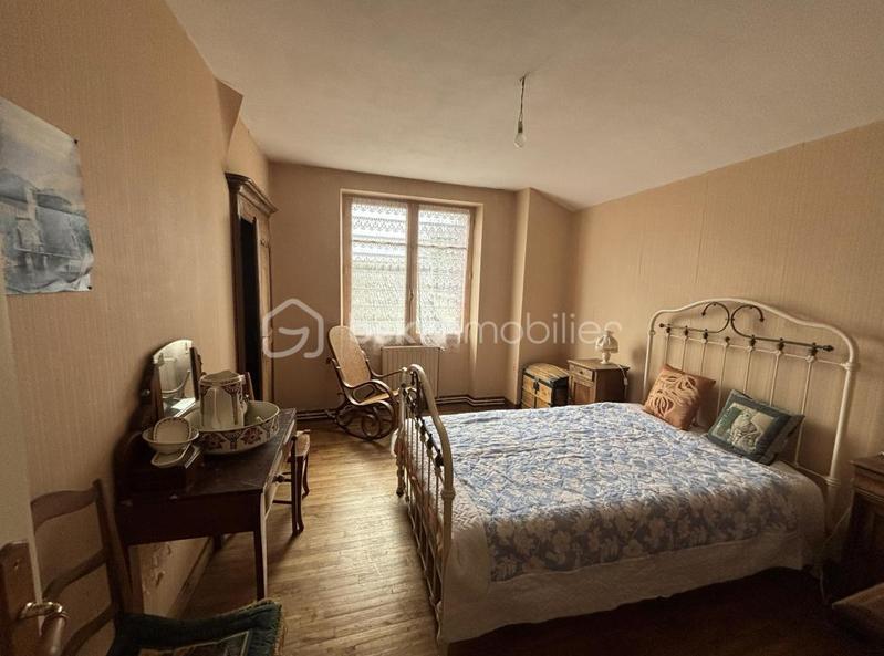 Maison de village - 100 m² - 4 pièces