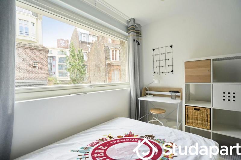 Chambre - 10 m² - 1 pièce