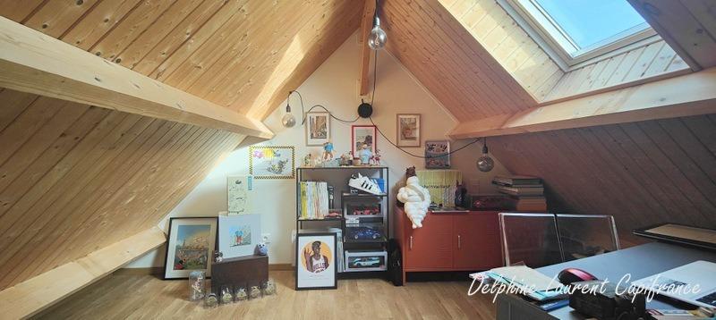 Maison - 94 m² - 5 pièces