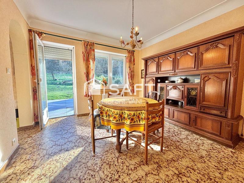 Maison - 142 m² - 7 pièces