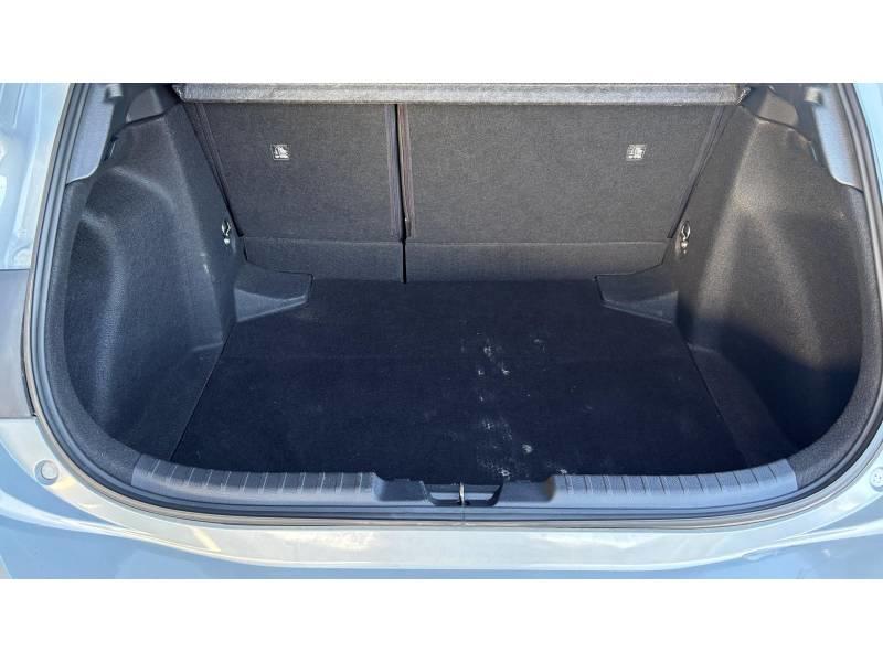 Toyota corolla touring sports Hybride My21 122h Design