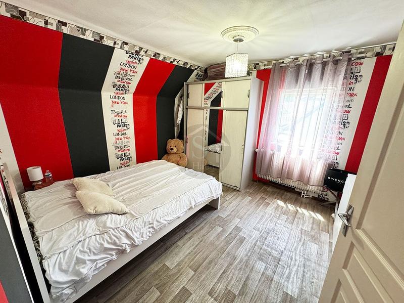 Maison - 87 m² - 4 pièces