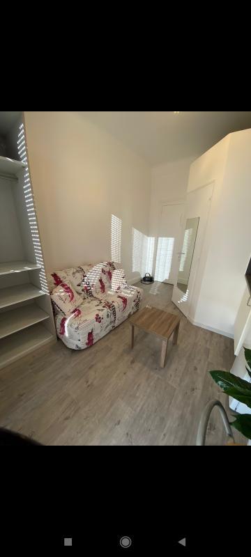 Studio - 12 m² - 1 pièce