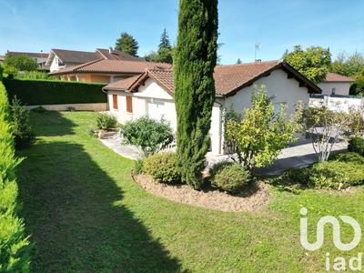 Maison - 96 m² - 4 pièces