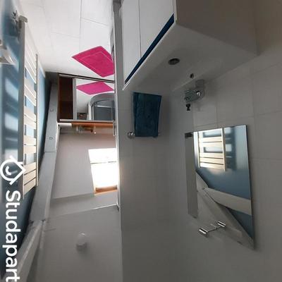 Chambre - 12 m² - 1 pièce