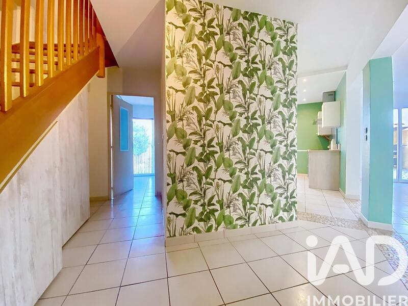 Maison - 88 m² - 5 pièces