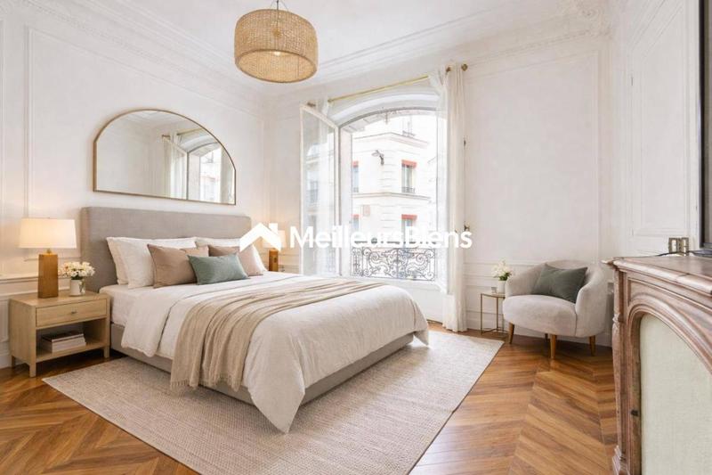 Appartement - 120 m² - 5 pièces