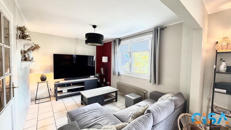 Maison - 111 m² - 5 pièces