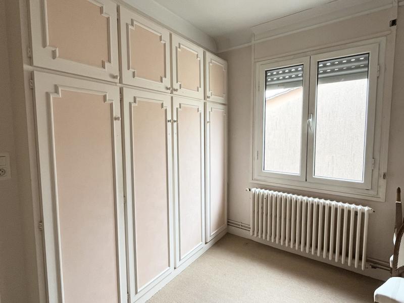 Appartement - 110 m² - 6 pièces