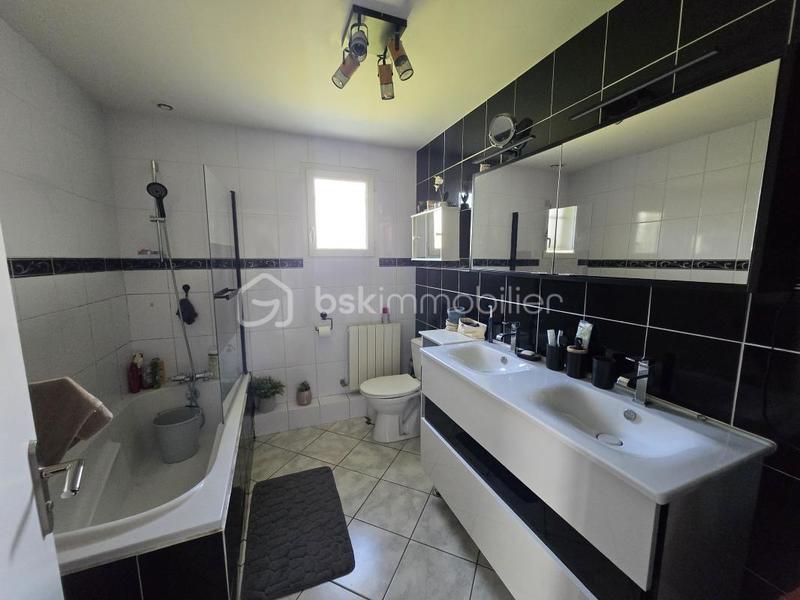 Pavillon - 154 m² - 6 pièces