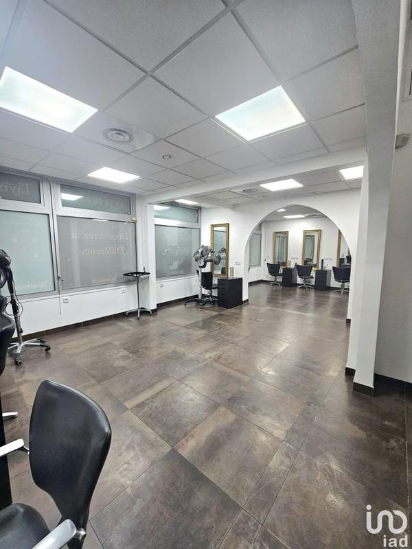 Local commercial - 140 m²