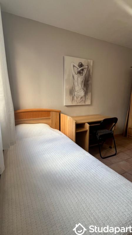 Chambre - 10 m² - 1 pièce