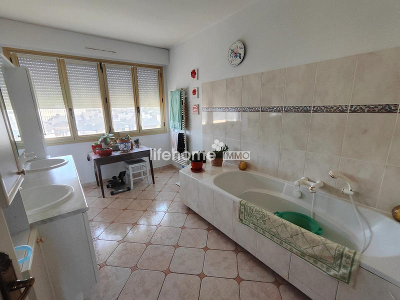 Appartement - 107 m² - 4 pièces