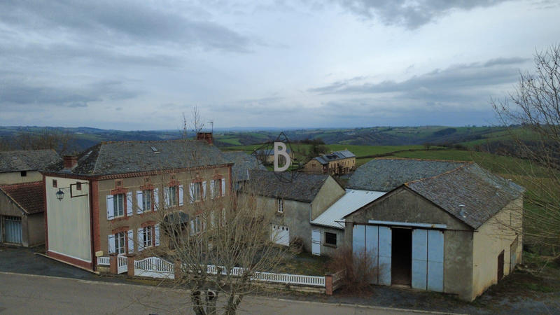 Maison - 170 m² - 5 pièces