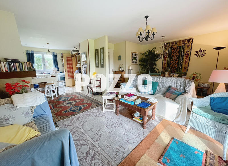 Maison - 85 m² - 5 pièces