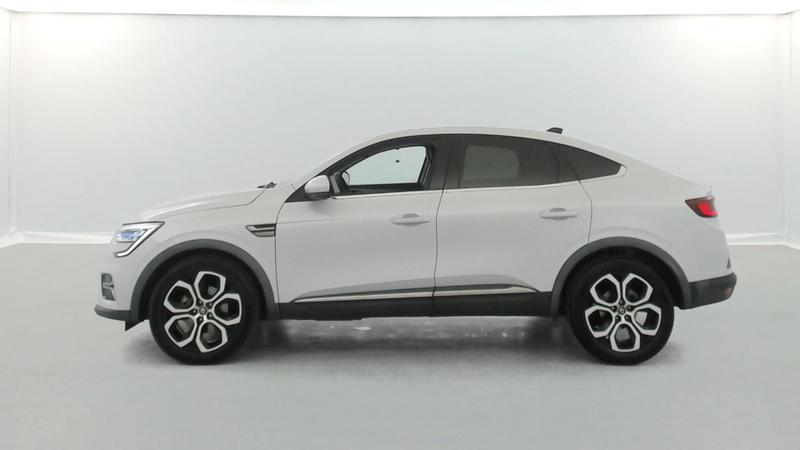 Renault Arkana E-Tech 145 21b Intens 5p