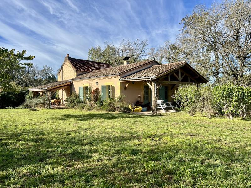 Maison - 95 m² - 3 pièces