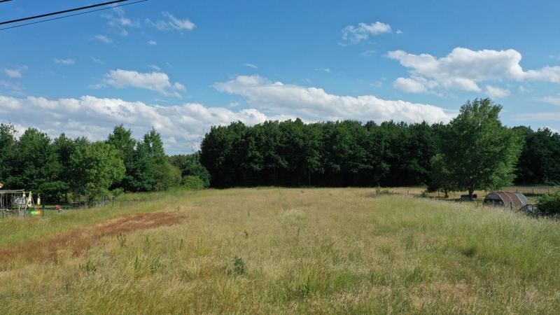 Terrain - 24 590 m²