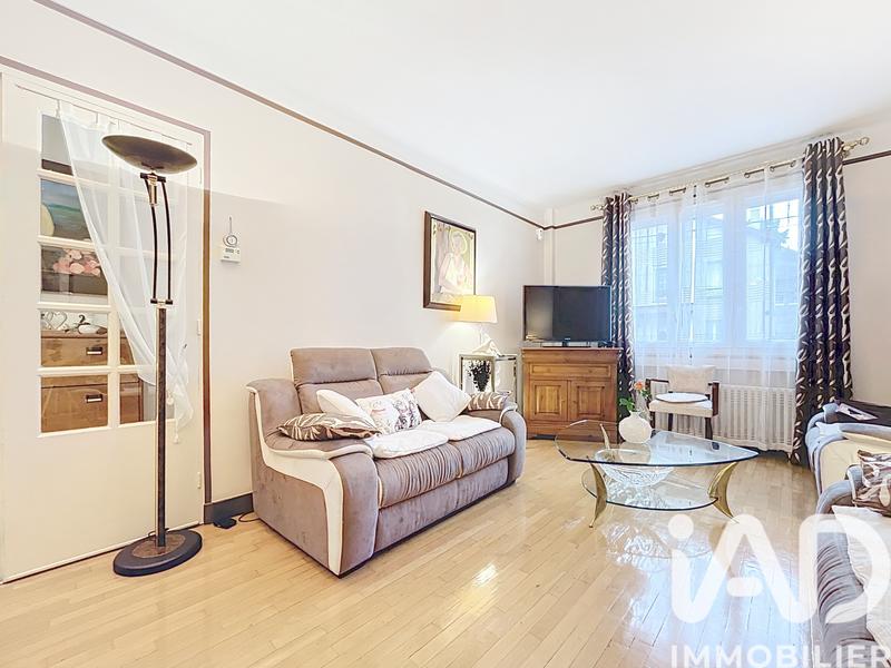 Maison - 164 m² - 9 pièces