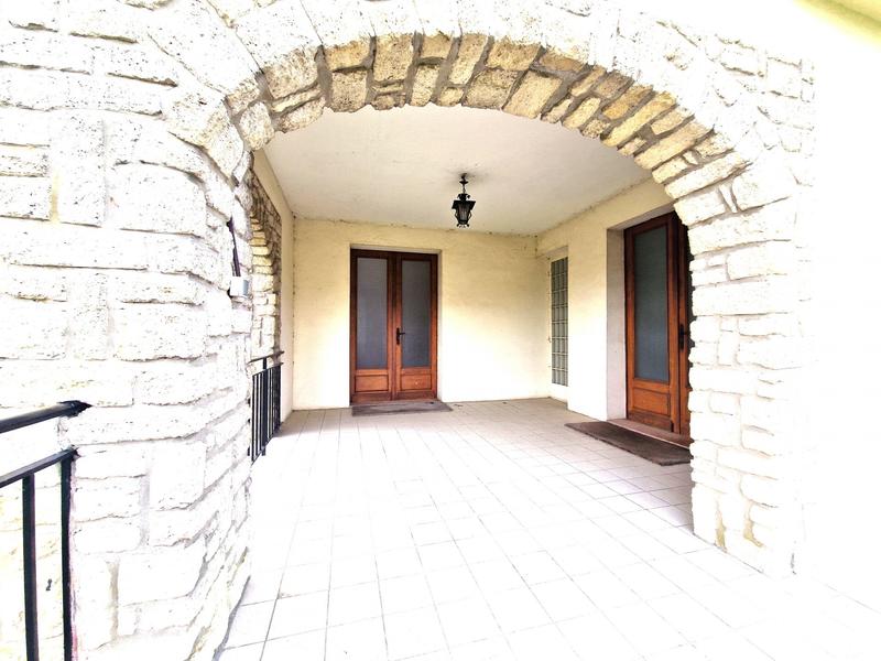 Maison de maîtres - 205 m² - 8 pièces