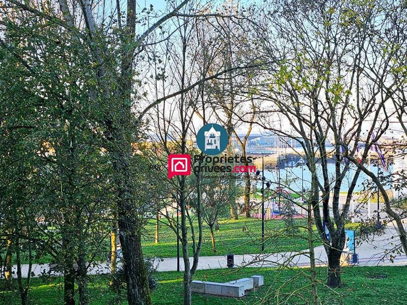 Appartement - 94 m² - 3 pièces