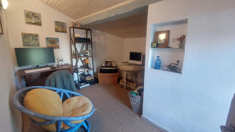 Maison - 373 m² - 18 pièces