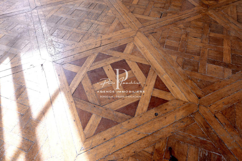 Appartement - 104 m² - 4 pièces