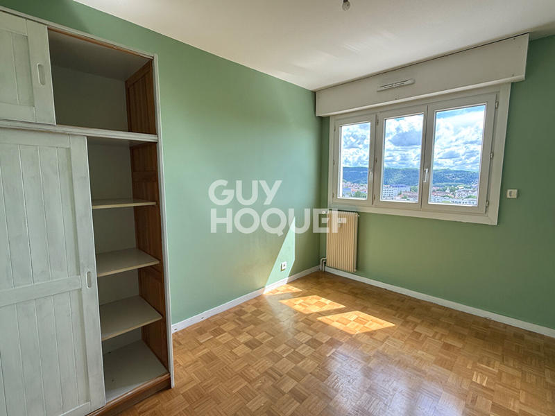 Appartement - 109 m² - 6 pièces