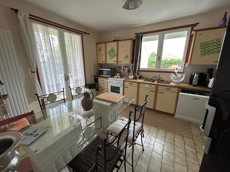 Maison - 170 m² - 7 pièces