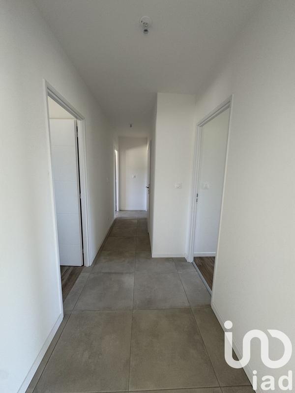 Maison - 99 m² - 5 pièces