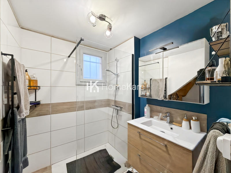 Maison - 165 m² - 6 pièces