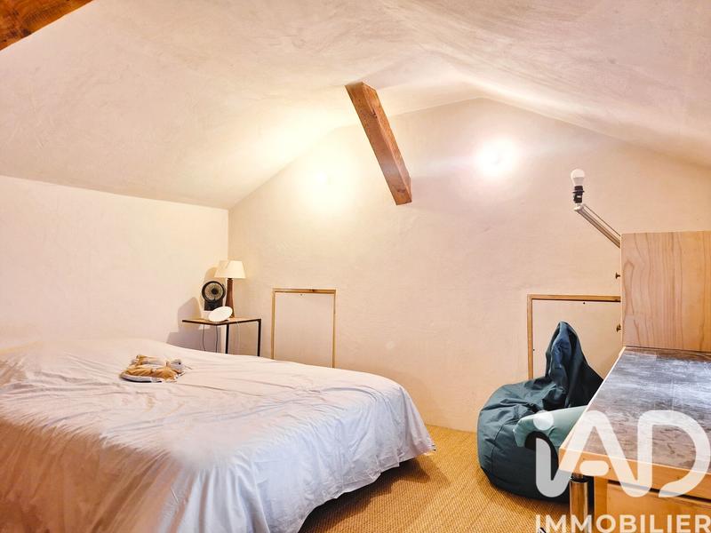 Maison - 229 m² - 7 pièces