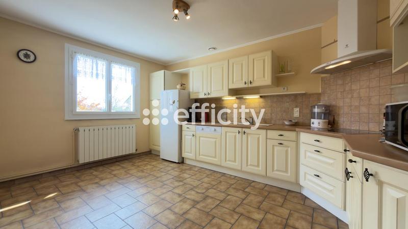 Maison - 145 m² - 6 pièces