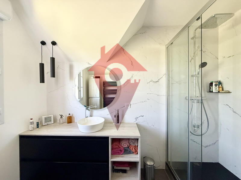 Maison - 150 m² - 7 pièces