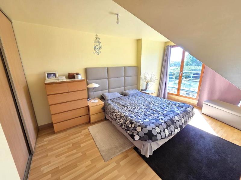 Maison contemporaine - 223 m² - 9 pièces