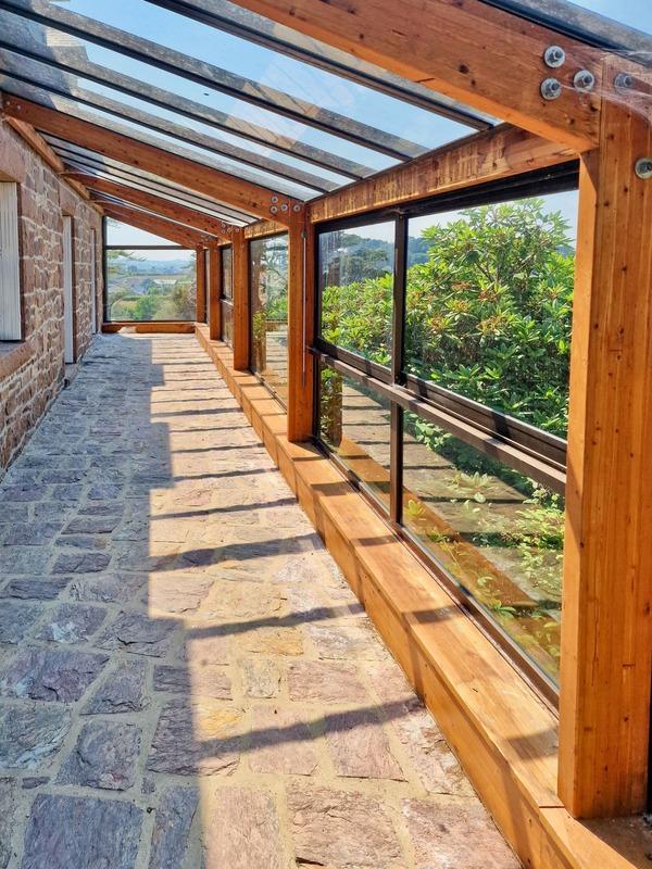 Propriété - 352 m² - 16 pièces