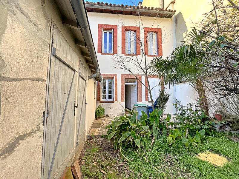 Immeuble - 7 pièces