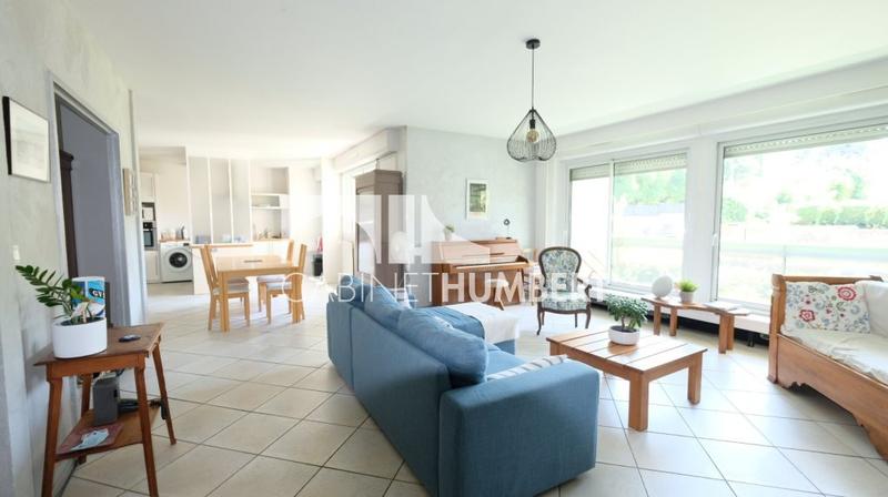 Appartement - 145 m² - 6 pièces