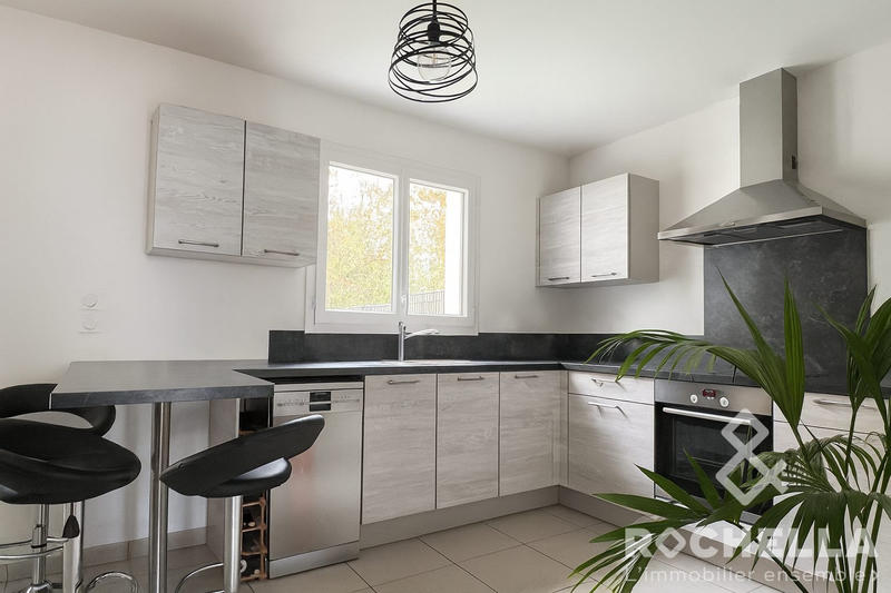 Maison contemporaine - 90 m² - 4 pièces