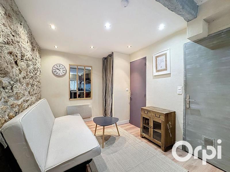 Studio - 20 m² - 1 pièce