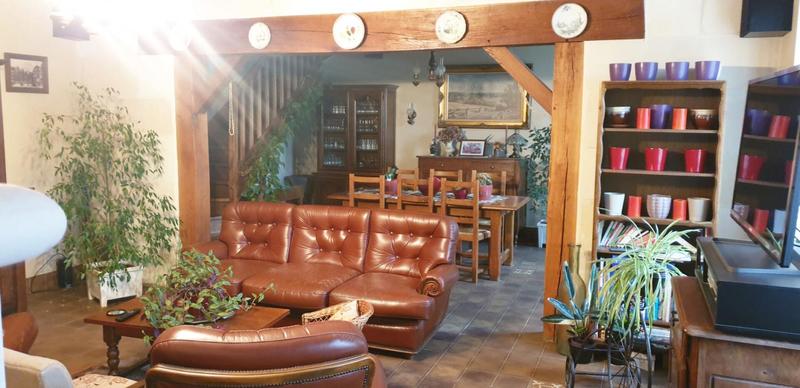 Maison - 170 m² - 6 pièces