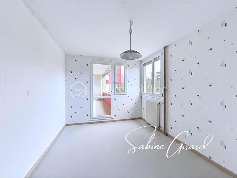 Appartement - 94 m² - 4 pièces