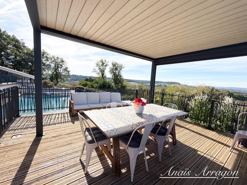 Maison d'architecte - 191 m² - 5 pièces