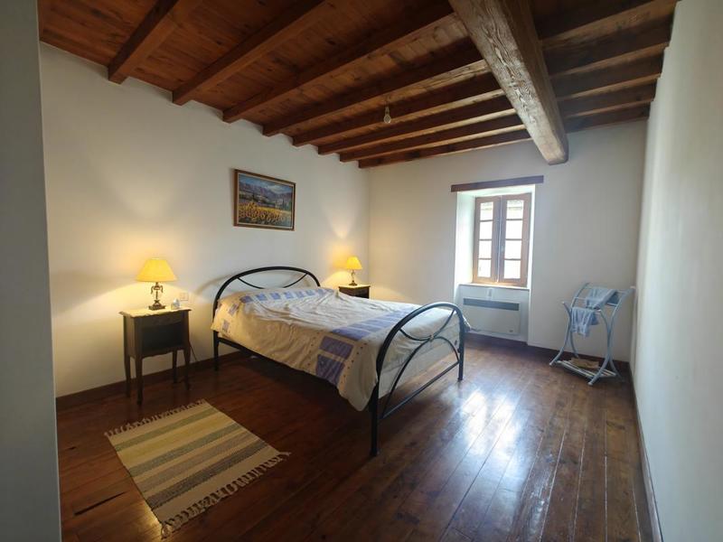 Maison de village - 163 m² - 10 pièces