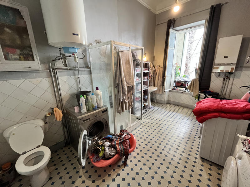 Appartement - 377 m² - 15 pièces