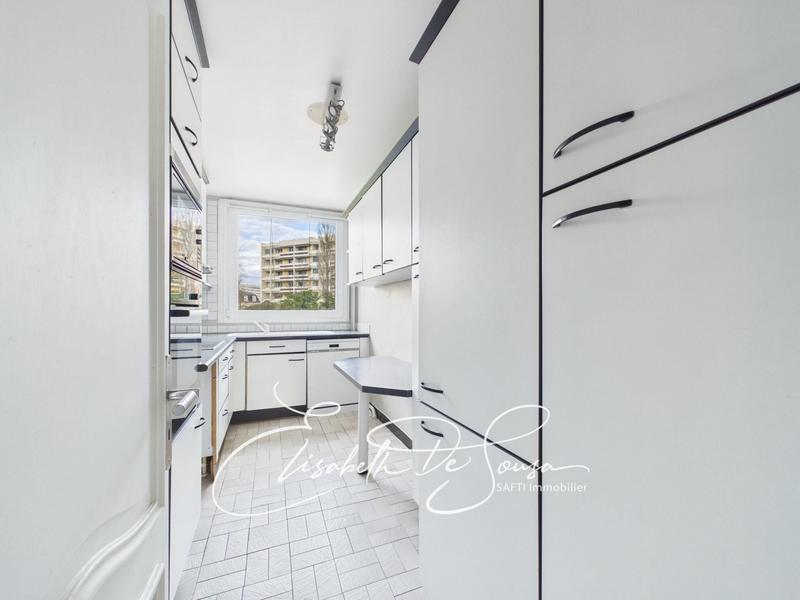 Appartement - 82 m² - 4 pièces