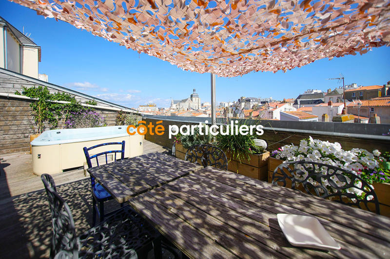 Appartement - 180 m² - 6 pièces